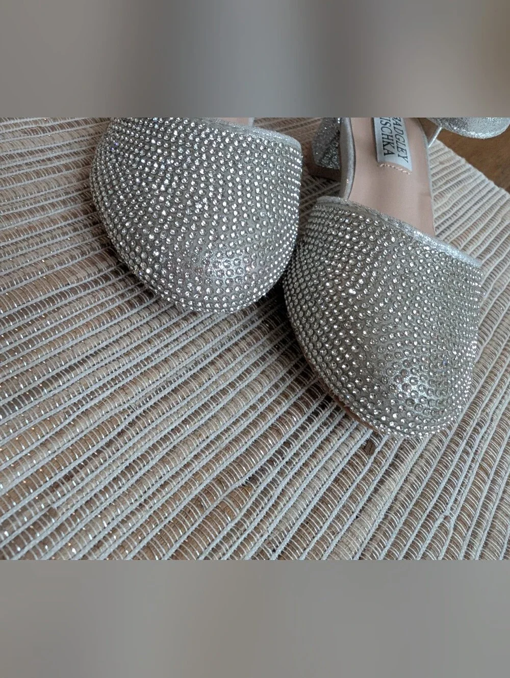 Badgley Mischka Girls Silver Rhinestone Heels Sz 10